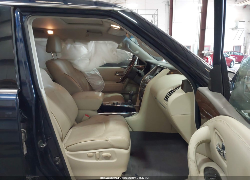 2017 INFINITI QX80 VIN: JN8AZ2NE2H9151380