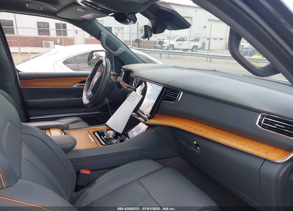 2022 JEEP GRAND WAGO VIN: 1C4SJVFJ8NS139713