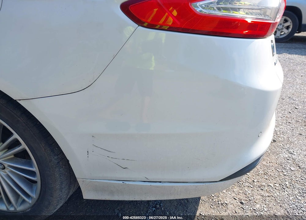 2015 FORD FUSION VIN: 1FA6P0HD6F5119721