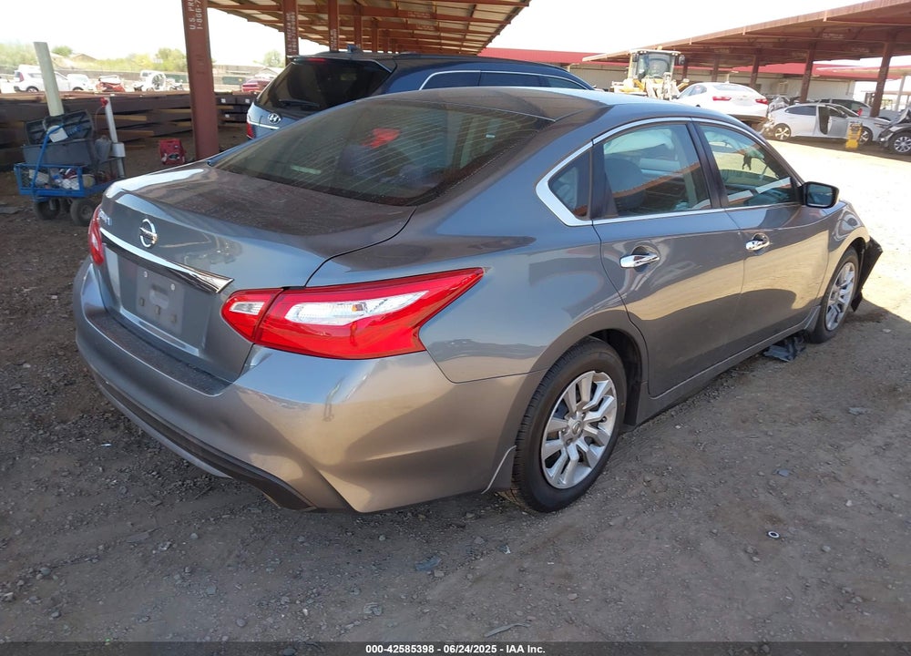 2017 NISSAN ALTIMA VIN: 1N4AL3AP4HN319379