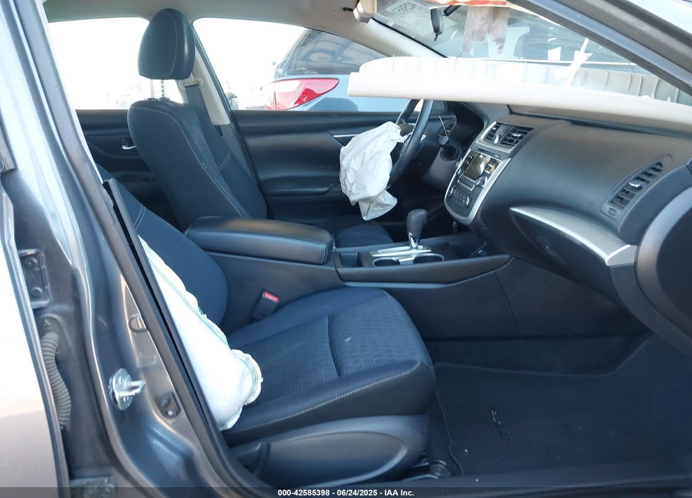 2017 NISSAN ALTIMA VIN: 1N4AL3AP4HN319379