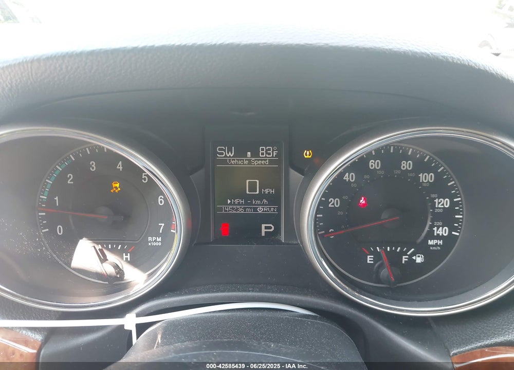 2011 JEEP GRAND CHEROKEE LIMITED VIN: 1J4RR5GT8BC608189