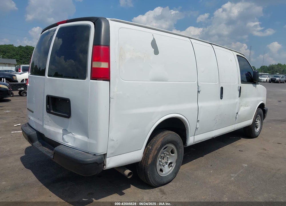 2007 CHEVROLET EXPRESS WORK VAN VIN: 1GCGG25V371124133
