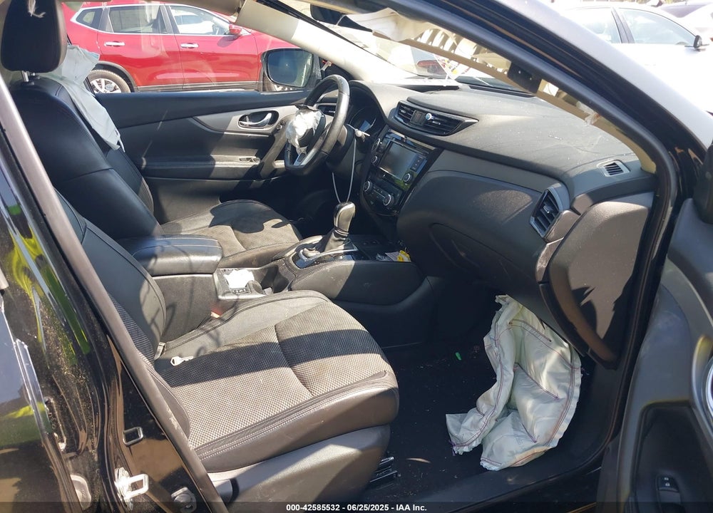 2020 NISSAN ROGUE SPORT VIN: JN1BJ1CW3LW647587
