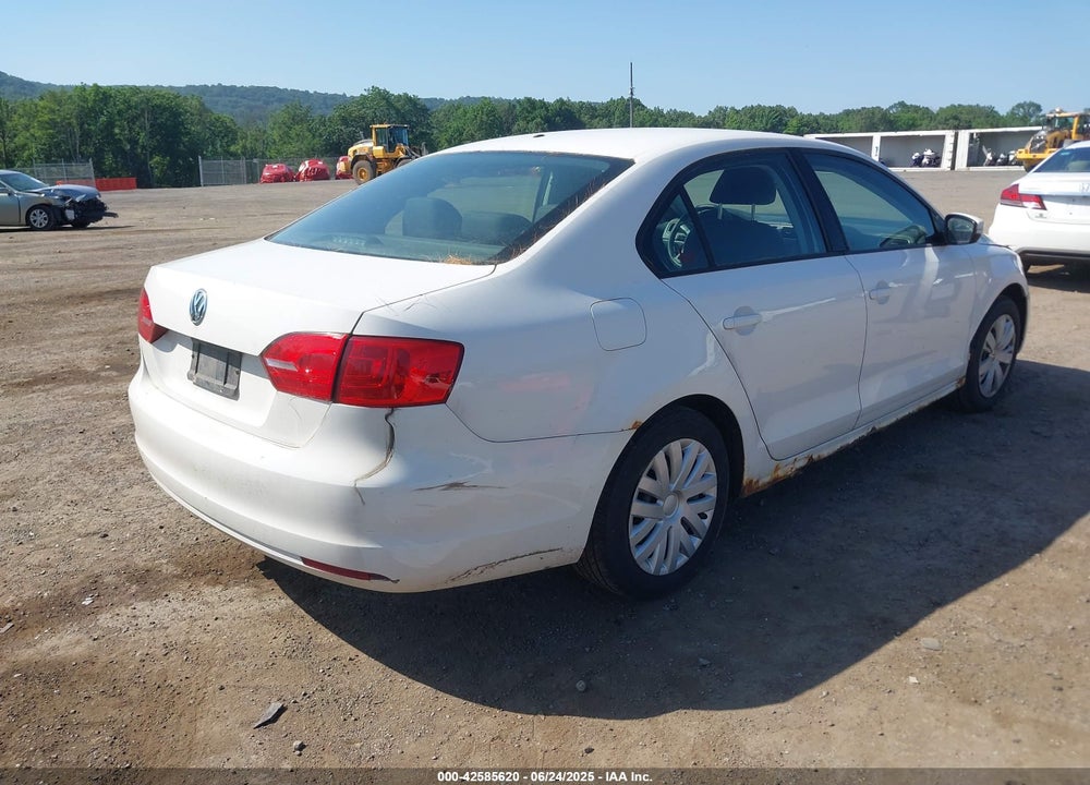 2012 VOLKSWAGEN JETTA VIN: 3VWDP7AJ0CM306577