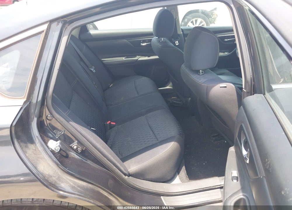 2016 NISSAN ALTIMA VIN: 1N4AL3AP5GN363552