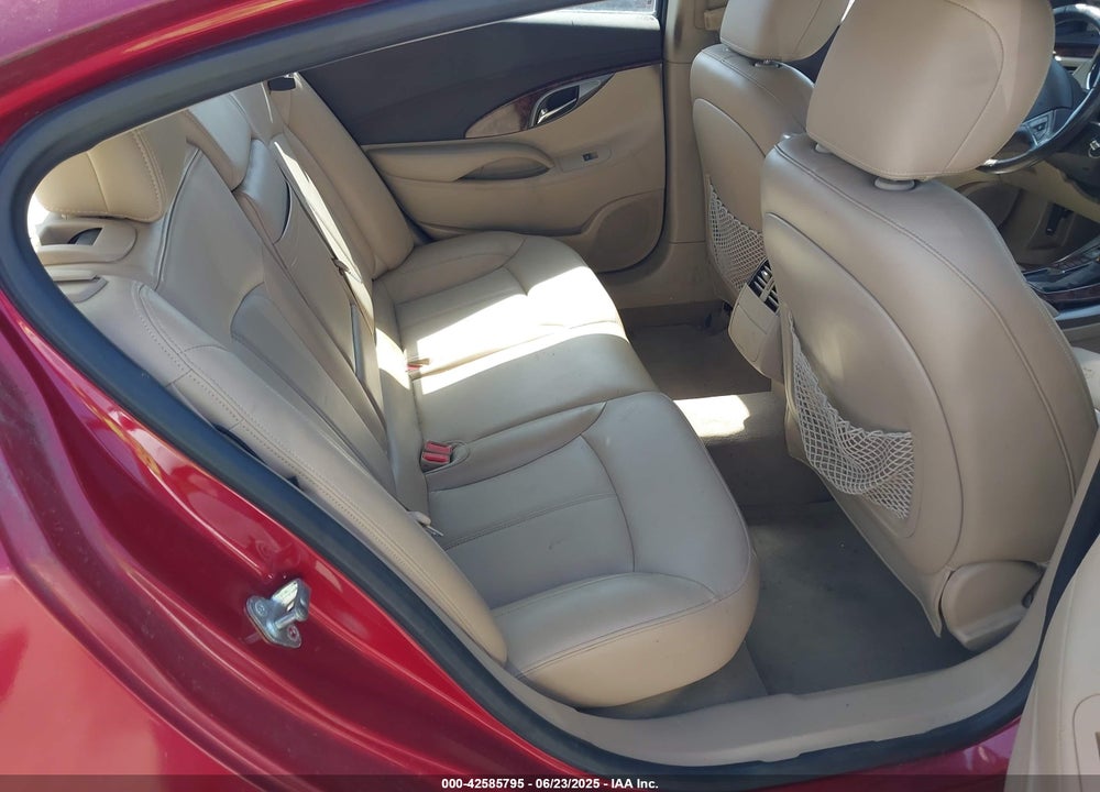 2013 BUICK LACROSSE VIN: 1G4GC5E31DF121074