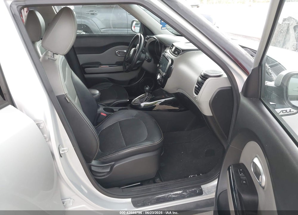 2016 KIA SOUL VIN: KNDJP3A53G7827603