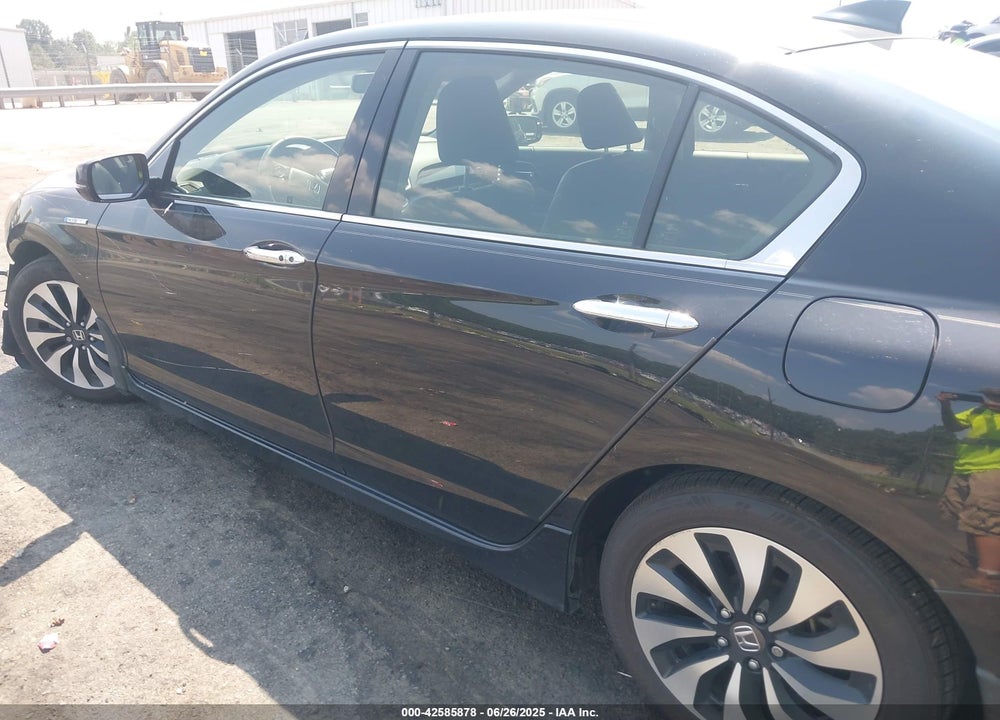 2017 HONDA ACCORD HYBRID VIN: JHMCR6F74HC005706