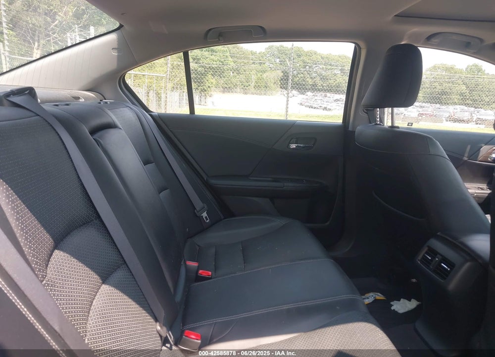 2017 HONDA ACCORD HYBRID VIN: JHMCR6F74HC005706