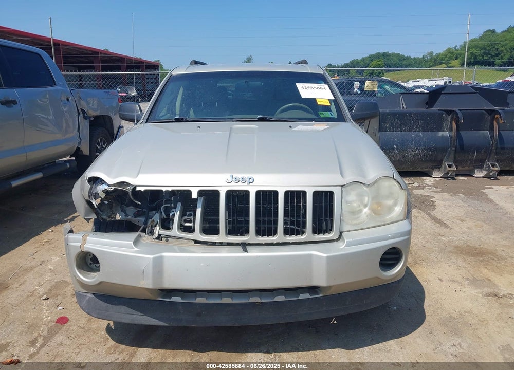 2007 JEEP GRAND CHEROKEE LAREDO VIN: 1J8GR48K77C605765