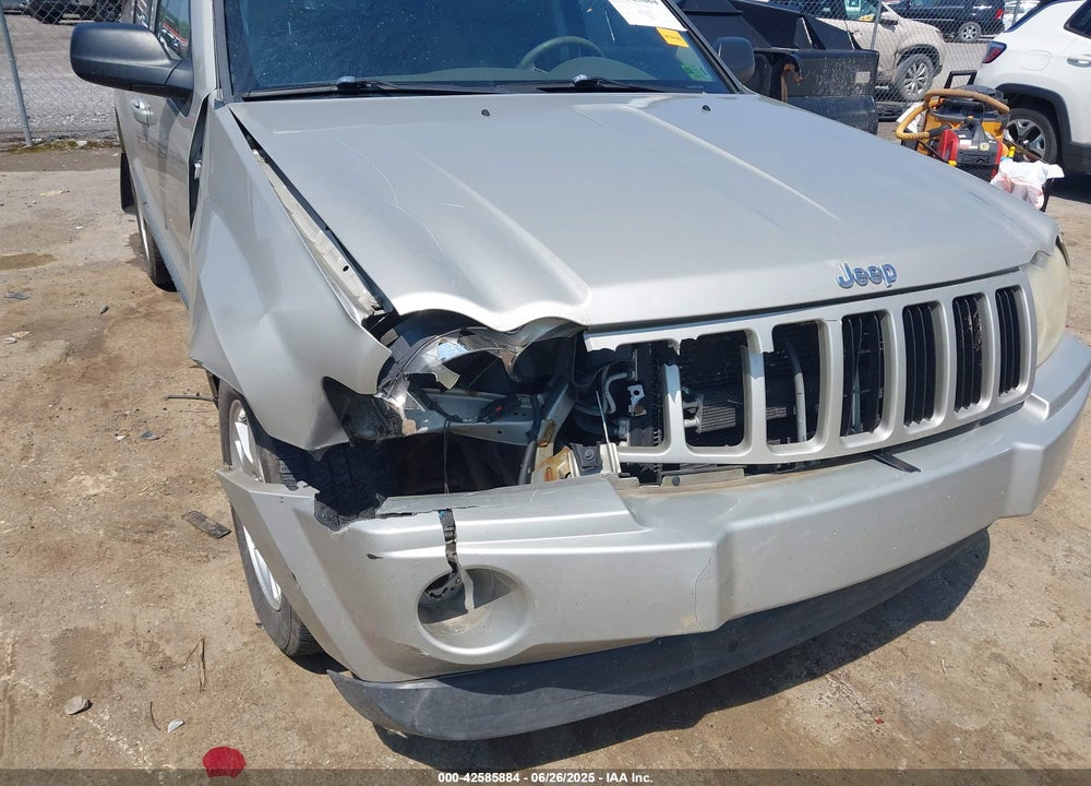 2007 JEEP GRAND CHEROKEE LAREDO VIN: 1J8GR48K77C605765