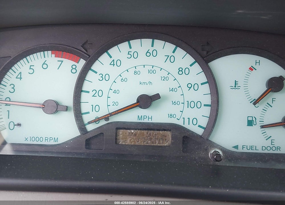 2003 TOYOTA COROLLA LE VIN: 1NXBR32E63Z126087