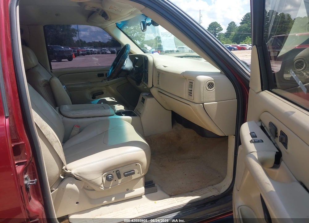 2002 CHEVROLET TAHOE LT VIN: 1GNEC13Z72R221596