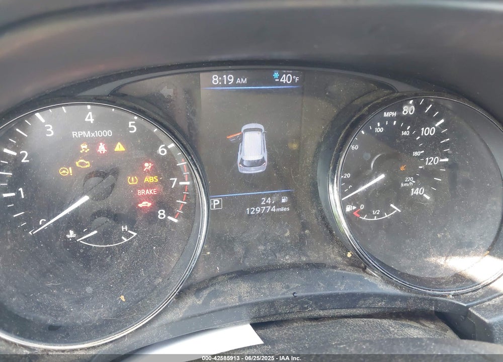 2018 NISSAN ROGUE VIN: JN8AT2MT4JW463807