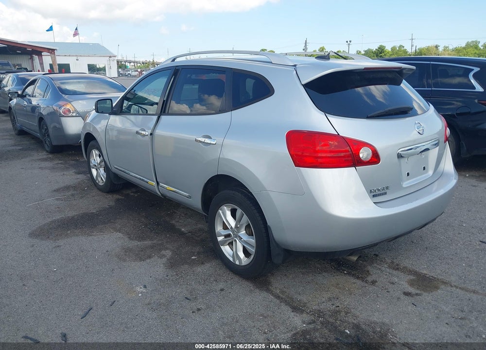 2015 NISSAN ROGUE SELECT VIN: JN8AS5MTXFW150885
