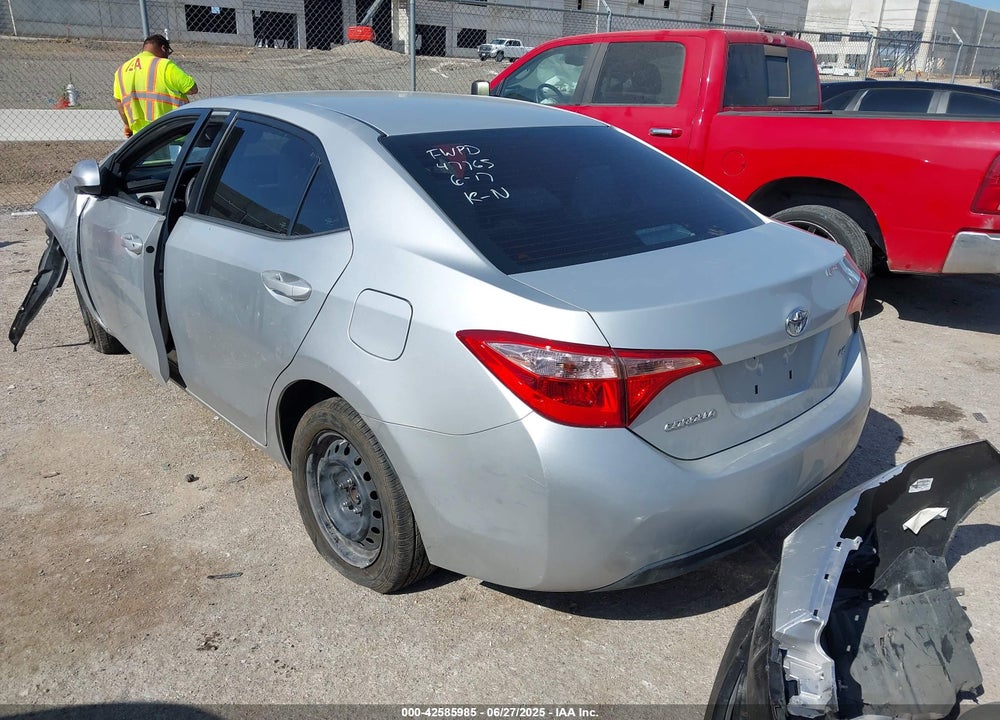 2018 TOYOTA COROLLA VIN: 2T1BURHE7JC058213
