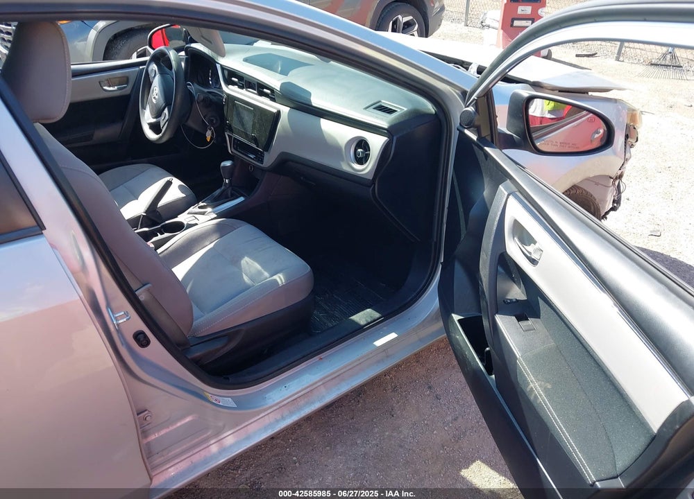 2018 TOYOTA COROLLA VIN: 2T1BURHE7JC058213