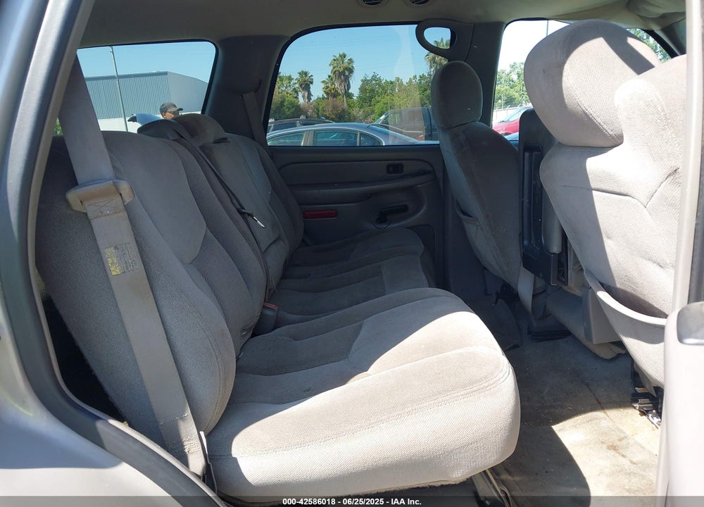 2004 GMC YUKON SLE VIN: 1GKEC13V24J184906