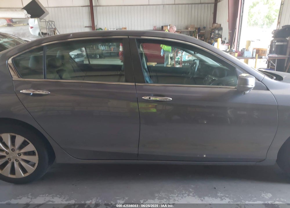 2015 HONDA ACCORD VIN: 1HGCR2F8XFA096221