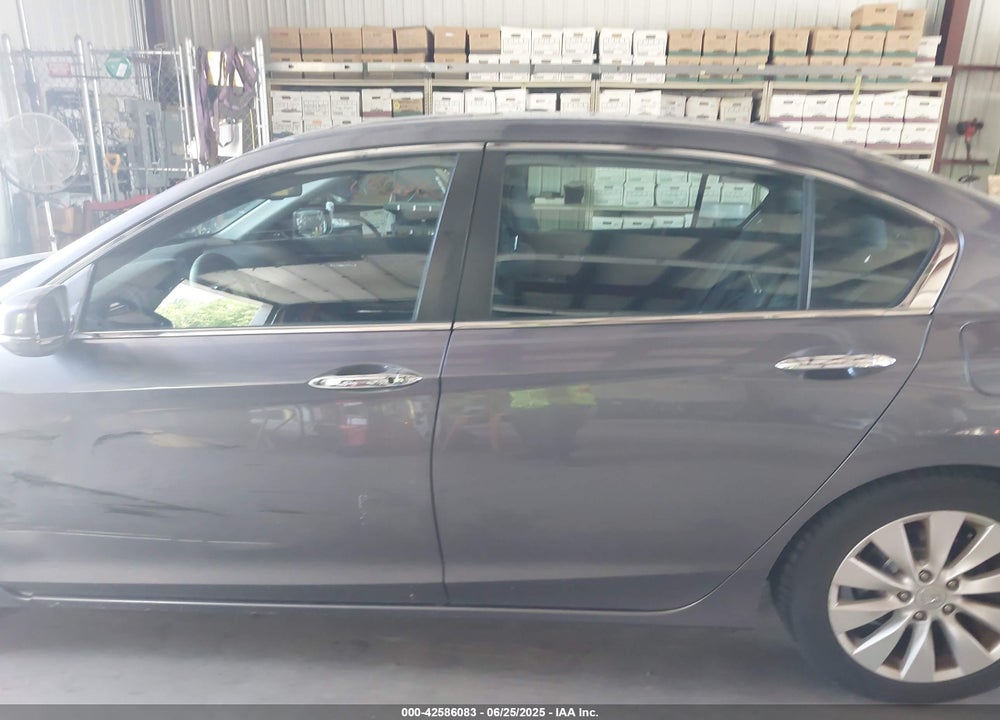 2015 HONDA ACCORD VIN: 1HGCR2F8XFA096221