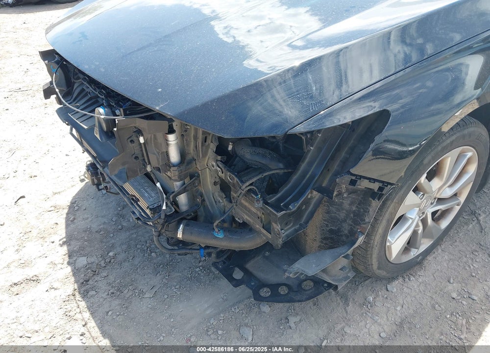 2018 HONDA ACCORD VIN: 1HGCV1F12JA055017
