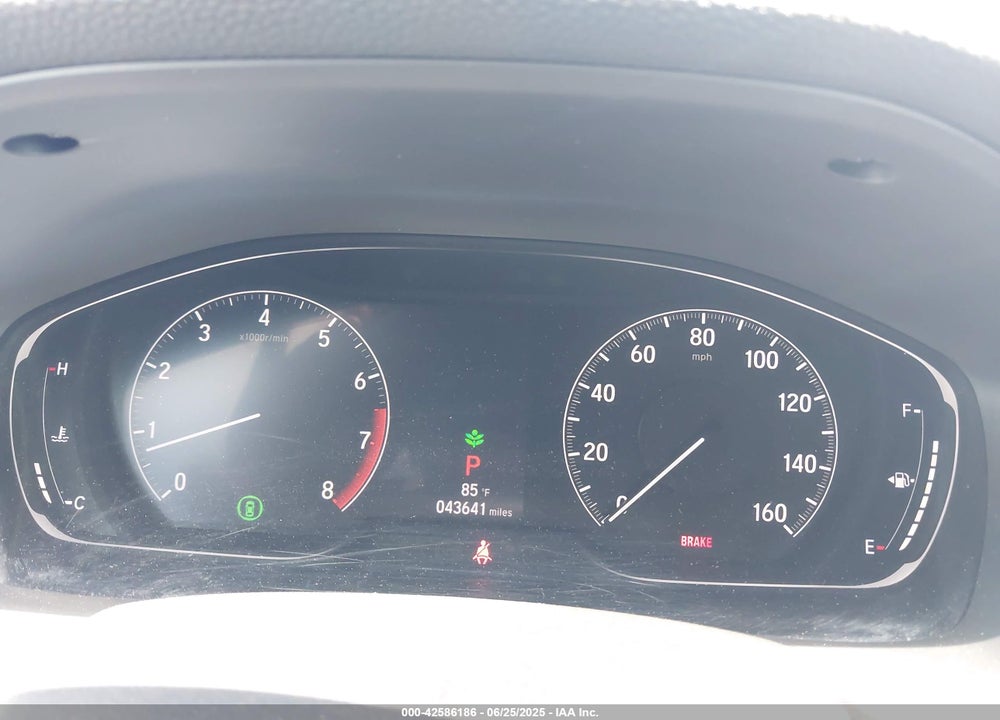 2018 HONDA ACCORD VIN: 1HGCV1F12JA055017