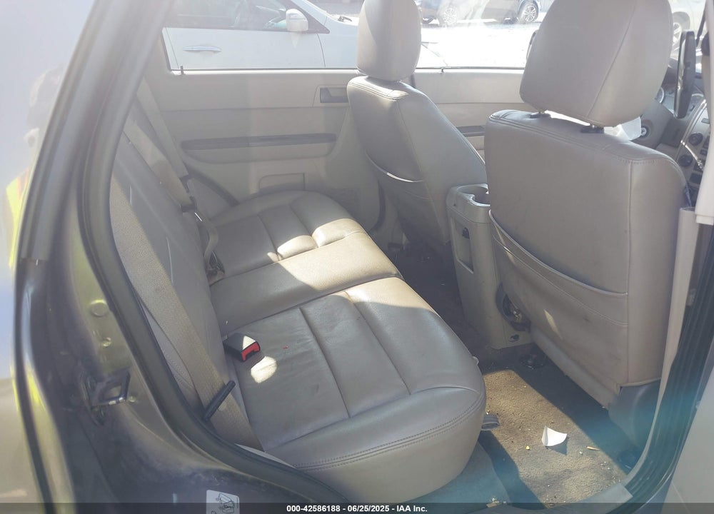 2010 FORD ESCAPE VIN: 1FMCU9D73AKB64339