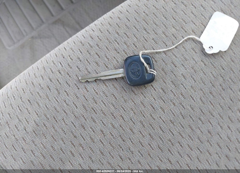 2003 TOYOTA CAMRY VIN: 4T1BE32K83U642422