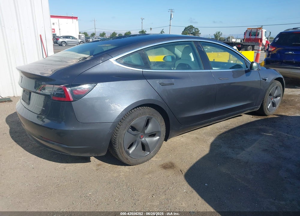 2019 TESLA MODEL 3 VIN: 5YJ3E1EB7KF195274