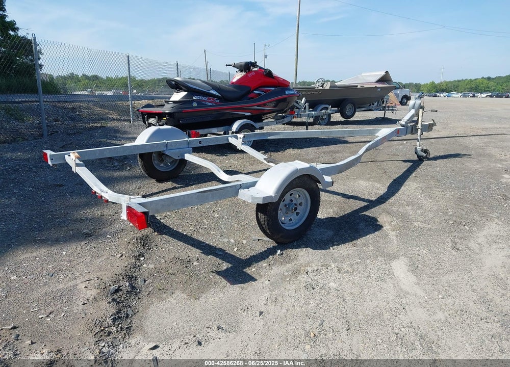 2015 KARAVAN SINGLE AXLE VIN: 5KTBS1912GF012186