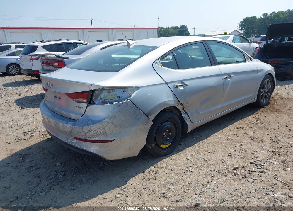 2017 HYUNDAI ELANTRA VIN: 5NPD84LF6HH060784