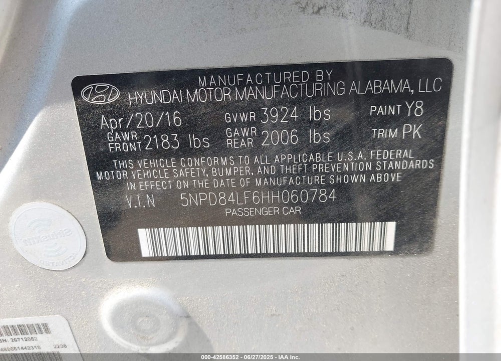 2017 HYUNDAI ELANTRA VIN: 5NPD84LF6HH060784