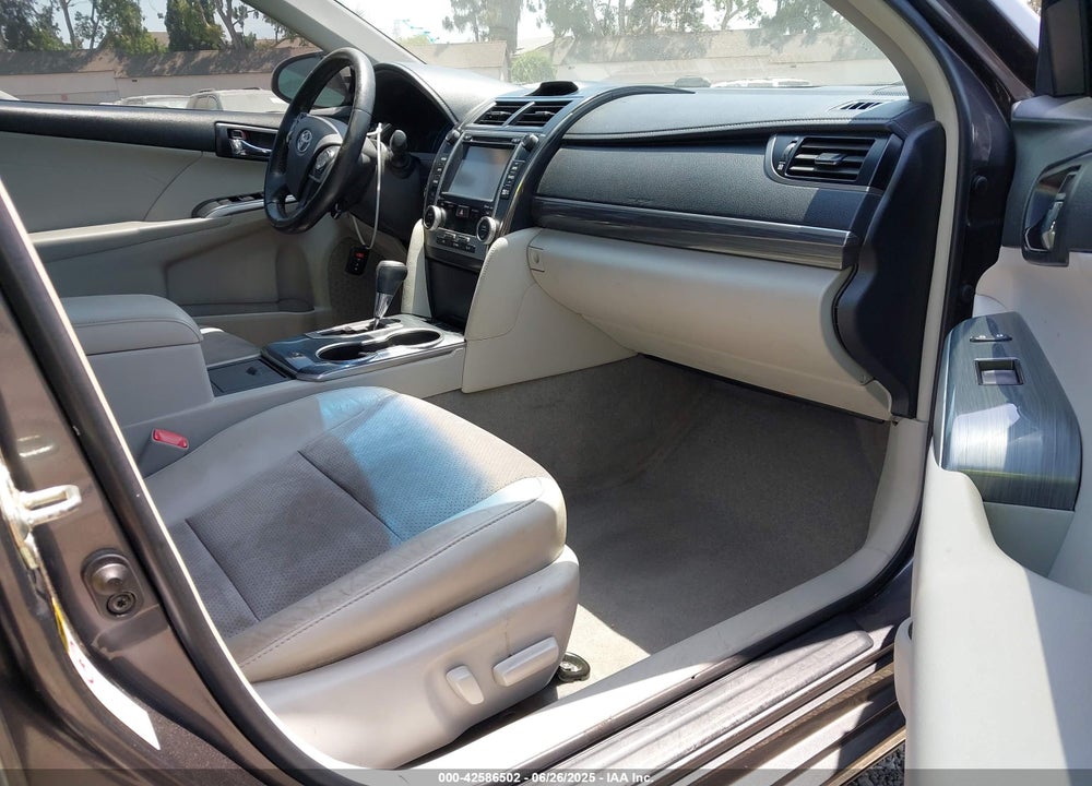 2014 TOYOTA CAMRY HYBRID VIN: 4T1BD1FK5EU121761