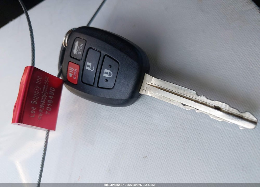 2017 TOYOTA COROLLA VIN: 2T1BURHE5HC880101