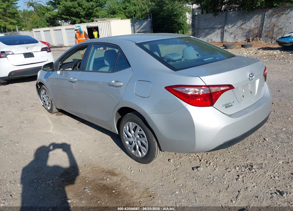 2017 TOYOTA COROLLA VIN: 2T1BURHE5HC880101