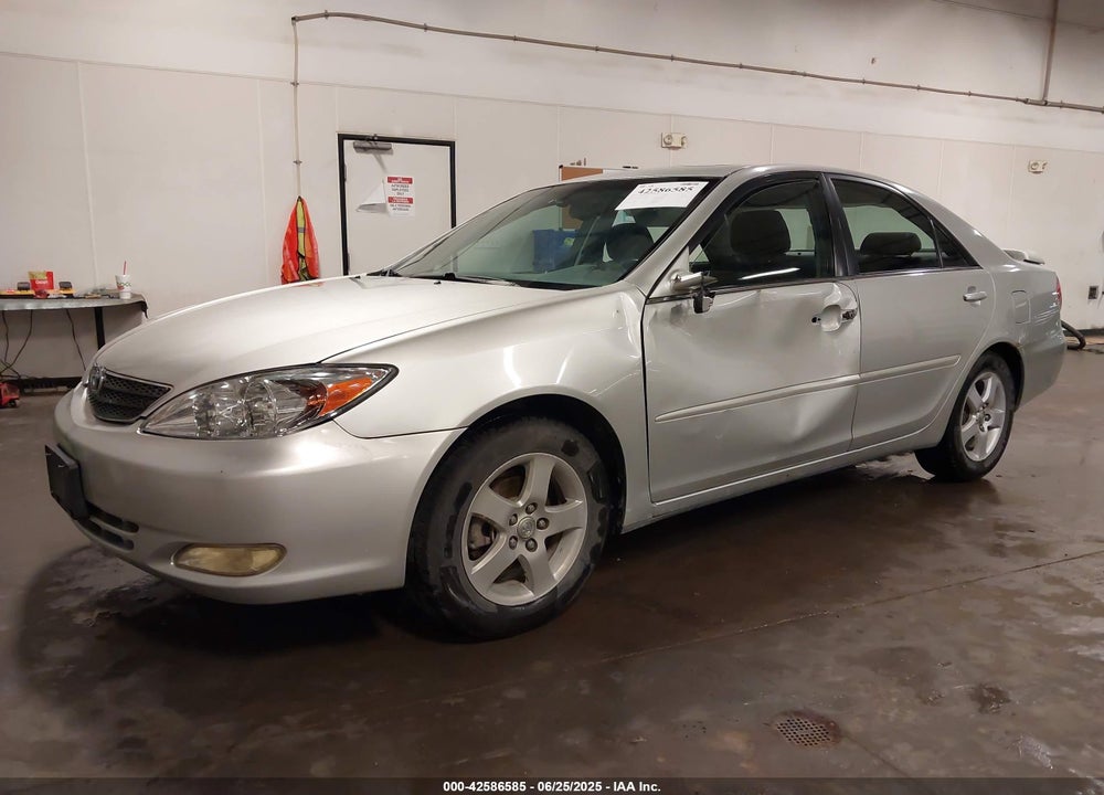 2002 TOYOTA CAMRY SE VIN: 4T1BE32K02U033310