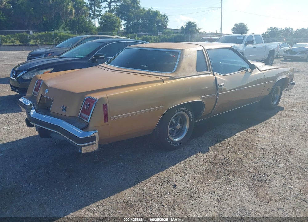 1977 PONTIAC GRAND PRIX VIN: 2J57Y7A206199