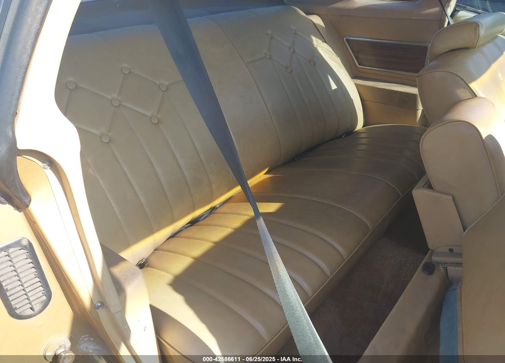 1977 PONTIAC GRAND PRIX VIN: 2J57Y7A206199