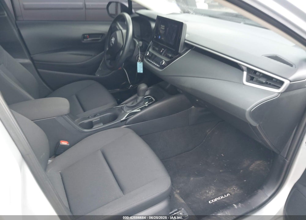 2025 TOYOTA COROLLA LE VIN: 5YFB4MDE8SP234213