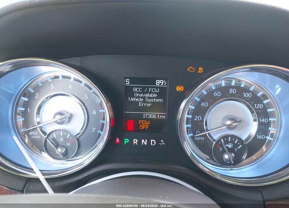 2011 CHRYSLER 300 VIN: 2C3CA6CT8BH514863