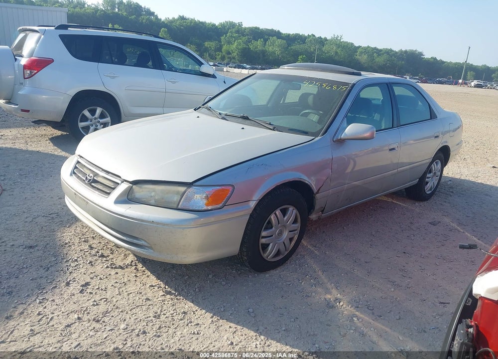 2001 TOYOTA CAMRY LE VIN: 4T1BG22KX1U040302