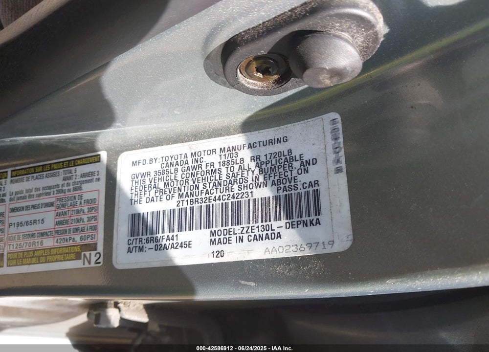 2004 TOYOTA COROLLA LE VIN: 2T1BR32E44C242231