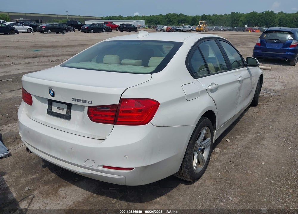 2014 BMW 3 SERIES VIN: WBA3D3C58EK154684