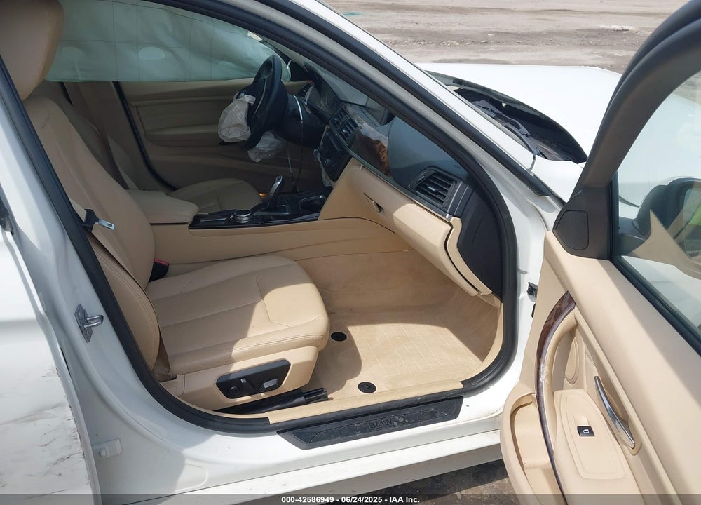 2014 BMW 3 SERIES VIN: WBA3D3C58EK154684