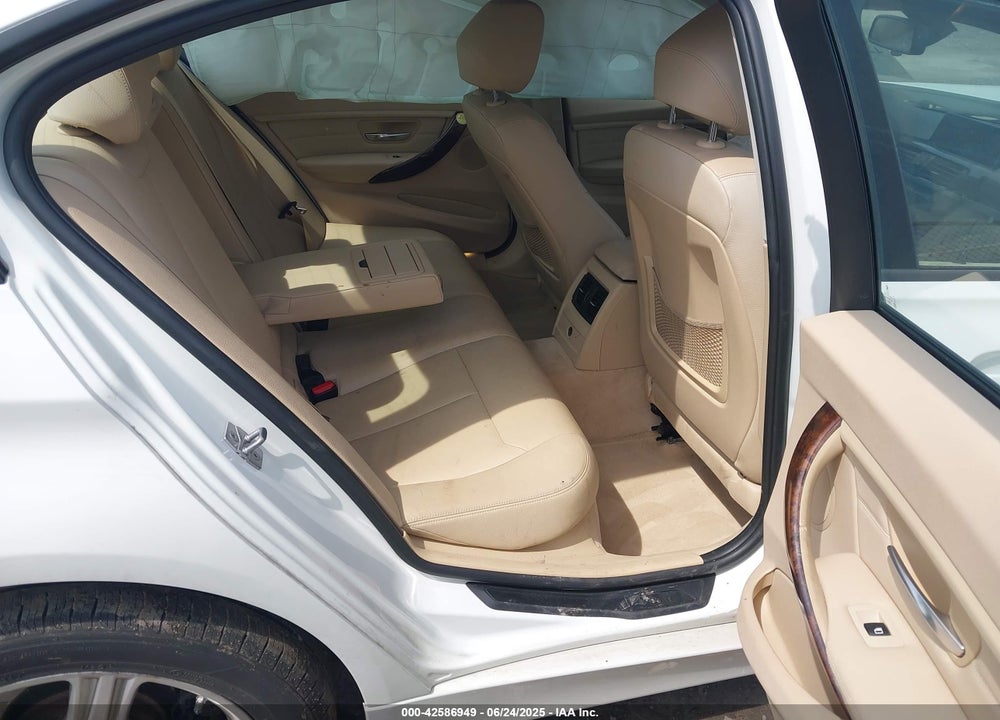 2014 BMW 3 SERIES VIN: WBA3D3C58EK154684