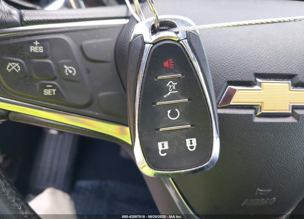 2019 CHEVROLET EQUINOX VIN: 2GNAXKEV0K6149686