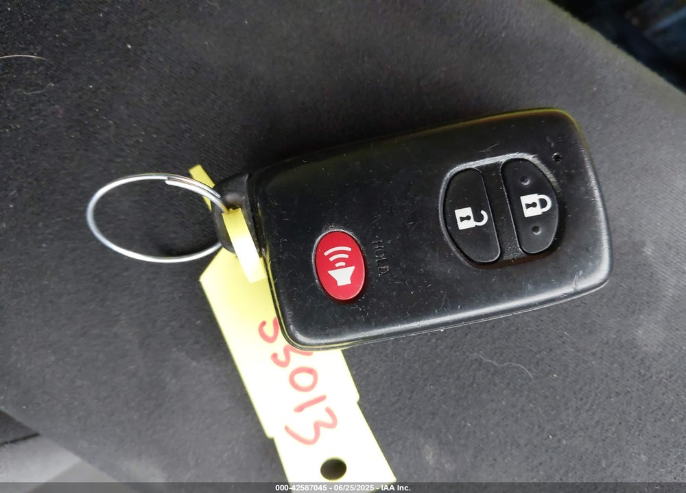 2013 TOYOTA PRIUS VIN: JTDKN3DUXD1615311