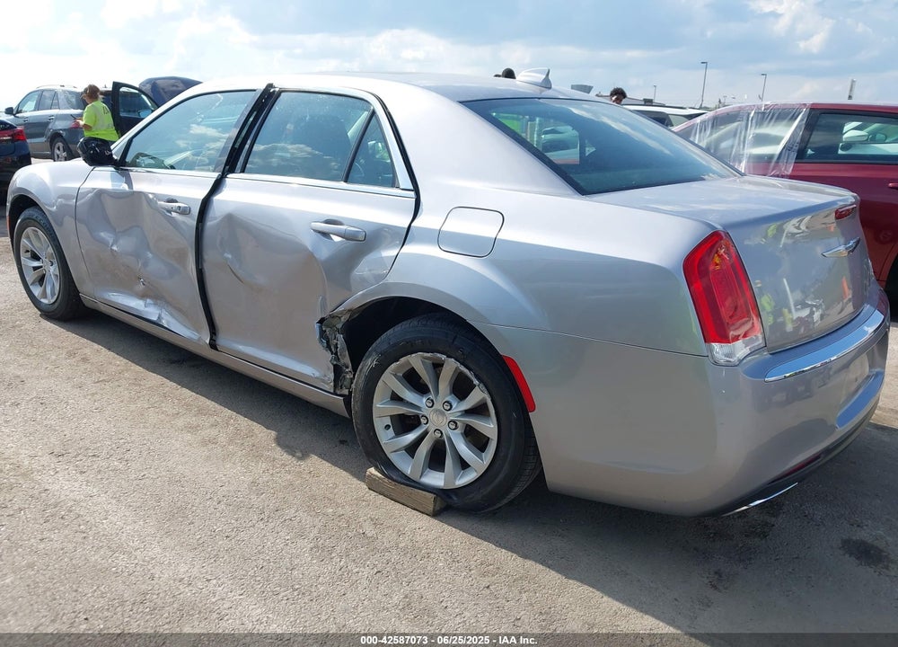 2016 CHRYSLER 300 VIN: 2C3CCAAG5GH243691