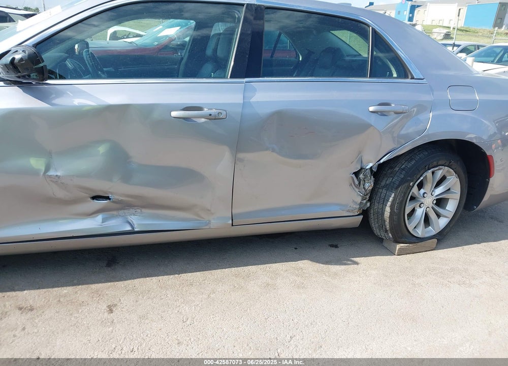 2016 CHRYSLER 300 VIN: 2C3CCAAG5GH243691